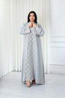 جلابية قماش بطول يصل للكاحل بياقة صغيرة وتطريز أما...