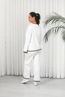 ترنج شتوي كاجوال بأكمام طويلة وياقة مدورة وجيب صغي...