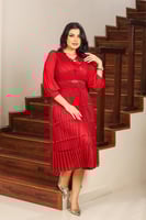 فستان كلاسيكي مع فيونكة كم طويل