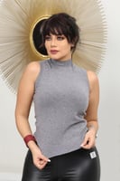 هاينك نسائي بلا أكمام محبوكة ذات ياقة عالية