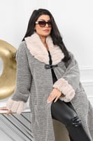 فروة شتوية طويلة مبطنة بالفرو من الداخل مزودة بفرو...