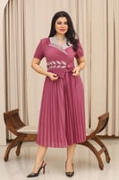 فستان كلاسيكي مكسر نصف كم بحزام