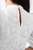 حديثا فستان ميدي دانتيل مع حزام خصر