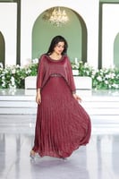 فستان سهرة طويل بكسرات