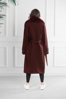 معطف شتوي فرو طويل يصل لمنتصف الساق مزود بفرو على...