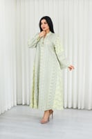 جلابية قماش بطول يصل للكاحل بياقة صغيرة وتطريز أني...