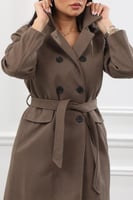 جاكيت شتوي كلاسيكي طويل يصل لأسفل الركبة بياقة وحز...