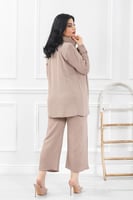 طقم كاجوال بأكمام وأزرار