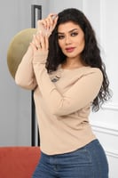 تيشرت نسائية كاجوال بأكمام طويلة وكتابة بأحرف صغير...