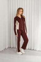 ترنج شتوي سحاب لونين بأكمام طويلة