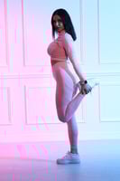 طقم رياضي نسائي مكون من توب قصير بأكمام طويلة وياق...