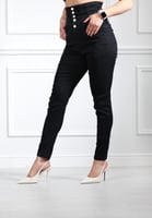 بنطال جينز خصر عالِ بأزرار وسحاب بقصة ضيقة حتى الك...