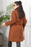 جاكيت شتوي رسمي طويل يصل للركبة بياقة مطوية وحواف...