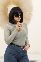 هاينك نسائي بأكمام طويلة ونصف الياقة المدورة