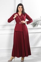 فستان كاجوال فلو بكسرات بأكمام طويلة وحزام على الخ...