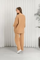 ترنج شتوي مورد بأكمام متوسطة الطول