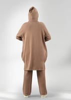 ترنج شتوي كاجوال توب طويل وقبعة وبنطال واسع