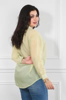 قميص نسائي شفاف بأكمام طويلة وجيبه أعلى الصدر