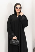 عباية قماش كريب فاخر ساده بنهايات أكمام مزخرفة مفر...