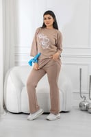 ترنج شتوي كاجوال بنطال مع تيشيرت بقصة مريحة