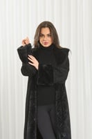 فروة شتوية مبطنة مع فرو على الأطراف وقبعة