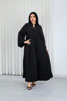 أسود