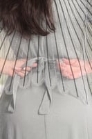 فستان سهرة بأكمام شيفون