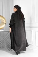 فروة شتوية طويلة بياقة وأكمام فروية