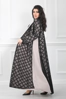 عباية ملون طبقتين دانتيل مع كريب ناعم نص كلوش