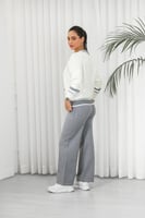 ترنج شتوي لونين بأكمام طويلة وياقة V