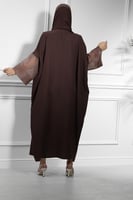 عبايه بأكمام شفافه