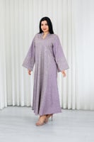 جلابية قماش بطول يصل للكاحل بياقة صغيرة وتطريز تقل...