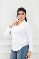 قميص نسائي بأكمام طويلة وأزرار صغيرة