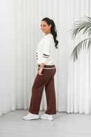 ترنج شتوي لونين بأكمام طويلة وياقة V