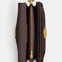 حقيبة كوتش كتف تابي 20 تصل خلال ٢-٤ أسابيع Tabby S...