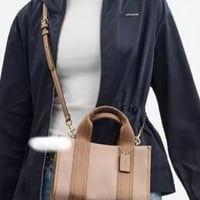 حقيبة كوتش سميث ميني توت تصل خلال ٢-٤ اسابيع