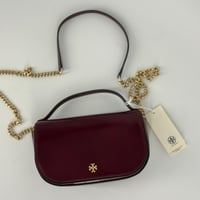 حقيبة توري بورش ايمرسون توب هاندل لماع فوري