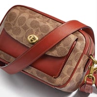 شنطة كوتش ميني ويلو كاميرا فوري