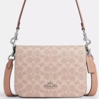 حقيبة كوتش كوين فوري