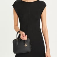 حقيبه توري بورش ميني تصل خلال ٢-٤ اسابيع