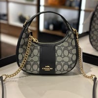 حقيبة كوتش ميني كارمن فوري