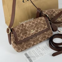 حقيبة كوتش ايتا سمول كتف بغطاء من شينيل سيقنتشر فو...