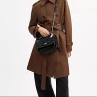 حقيبة كلير كروس بودي جلد سيغنتشر تصل خلال ٢-٤ أساب...