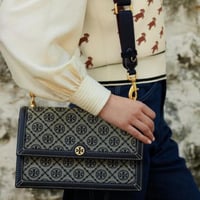 حقيبة توري بورش تي مونوغرام كتف فوري