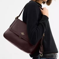 حقيبة كوتش ايتا شولدر ميديم فوري