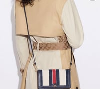 حقيبة كوتش كروس والت فوري