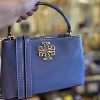 حقيبة توري بورش برتن توب هاندل لماع فوري