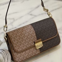 حقيبة مايكل كورس برادشو كتف فوري