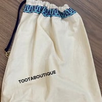 دست باق ماركة توري بورش