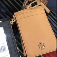 اي دي توري (فوري)